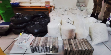 Casa luxuosa em Balneário Camboriú era utilizada para esconder grande quantidade de cocaína