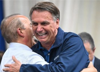 GOV. JORGINHO MELLO RECEBE BOLSONARO EM SC