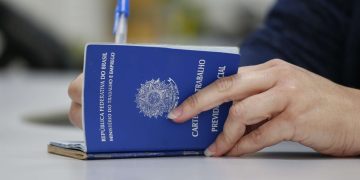 SC é o estado com maior participação da indústria no mercado de trabalho