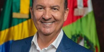 APROVAÇÃO DO GOV JORGINHO MELLO TEM MAIS DE 77% ENTRE OS CATARINENSES