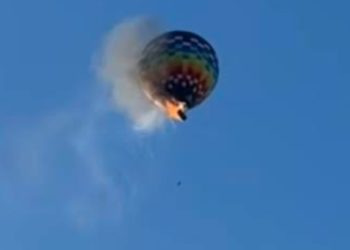 BALÃO PEGA FOGO E CAI COM 22 PESSOAS EM PRAIA GRANDE – SC