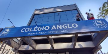 COLÉGIO ANGLO É PUNIDO POR PROPAGANDA ENGANOSA !