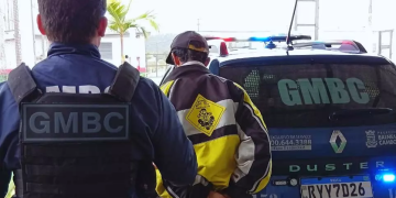 Homem condenado por homicídio e ato obsceno é preso em Balneário Camboriú