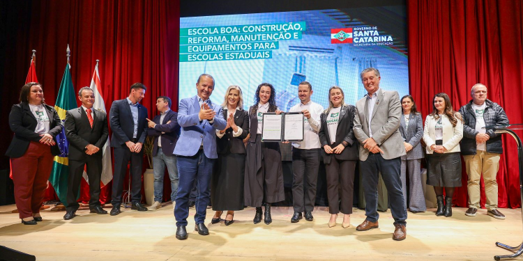 Educação Levada a Sério: Governo de SC lança maior pacote de investimentos da história para garantir qualidade de ensino na rede estadual