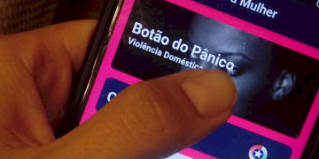 Botão do Pânico é destaque na prevenção de violência contra a mulher em Santa Catarina