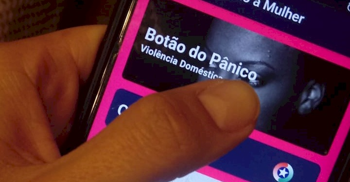 Botão do Pânico é destaque na prevenção de violência contra a mulher em Santa Catarina