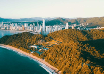 Embratur realiza capacitação em Balneário Camboriú para promover destinos da Costa Verde&Mar