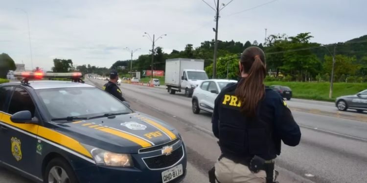 Ciclista morre em acidente na BR-101, em Itajaí