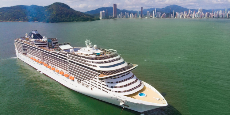 Temporada de cruzeiros em Balneário Camboriú inicia em novembro: pela primeira vez a cidade terá embarques