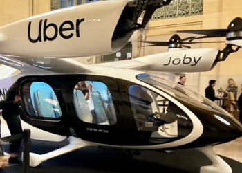 Táxi voador na palma da sua mão: Uber vai vender viagens aéreas em 2026