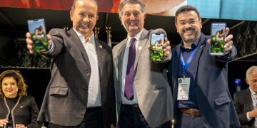 Governo de Santa Catarina lança aplicativo SC Fácil com mais de 500 serviços digitais