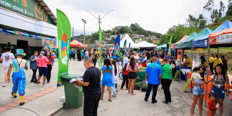 Programa Agito nos Bairros estreou em Camboriú