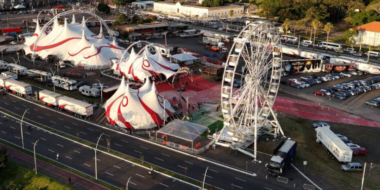 Mirage Circus retorna a Balneário Camboriú e estreia nova temporada em janeiro de 2026