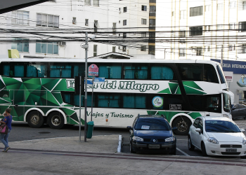 Balneário Camboriú publica decretos e redefine regras para ônibus turísticos e carga e descarga na alta temporada