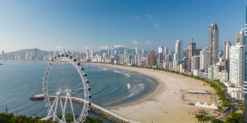 Cidades de SC dominam topo do ranking de imóveis à venda mais caros do Brasil