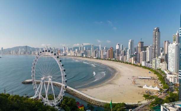 Cidades de SC dominam topo do ranking de imóveis à venda mais caros do Brasil