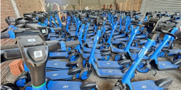 Jet tem patinetes recolhidos após perder autorização para operar em BC