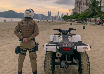 Uso irregular de caixas de som e barracas é alvo de operação na Praia Central