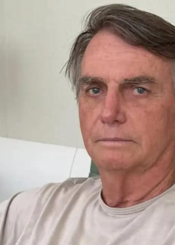 Após internação, médicos assinam alta e Bolsonaro é liberado para prisão domiciliar