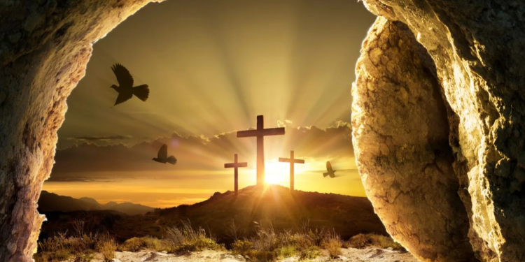 Páscoa em Balneário Camboriú deve ter bom movimento: ocupação hoteleira está em 70%, mas pode chegar a 85%