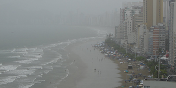 Previsão indica chuva intensa em Balneário Camboriú nesta quinta e sexta-feira
